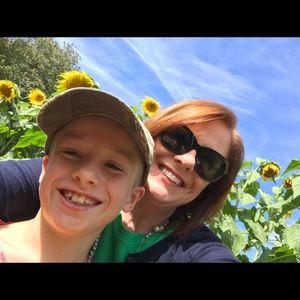 Meet your Posher, Alison